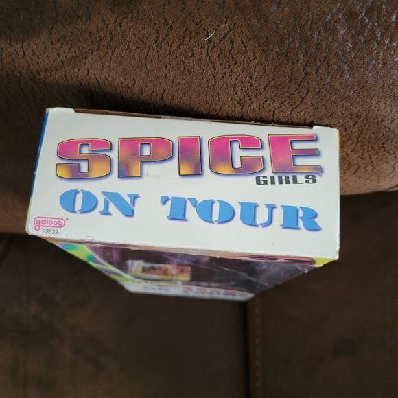 Vintage SPICE GIRLS On Tour Victoria Beckham Posh Spice Doll  Vintage 1998 - Picture 3 of 6
